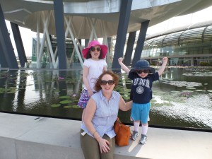 Posing under the Arts and Science Museum.